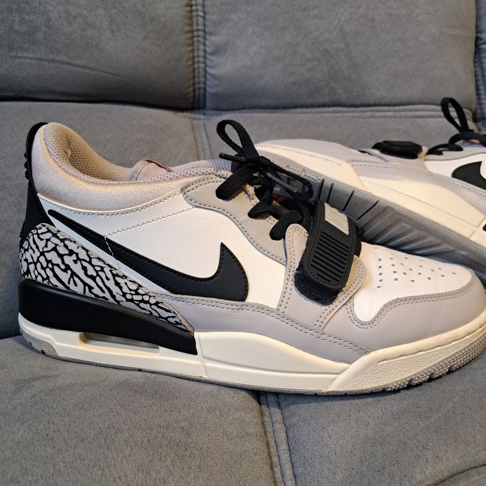 Nike Air Jordan legacy 312